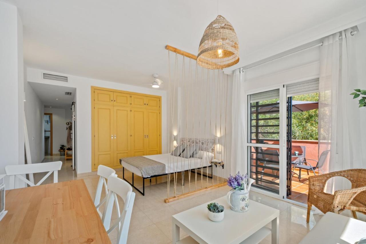 Nina Surena Home Anoreta Golf Torre de Benagalbon Kültér fotó