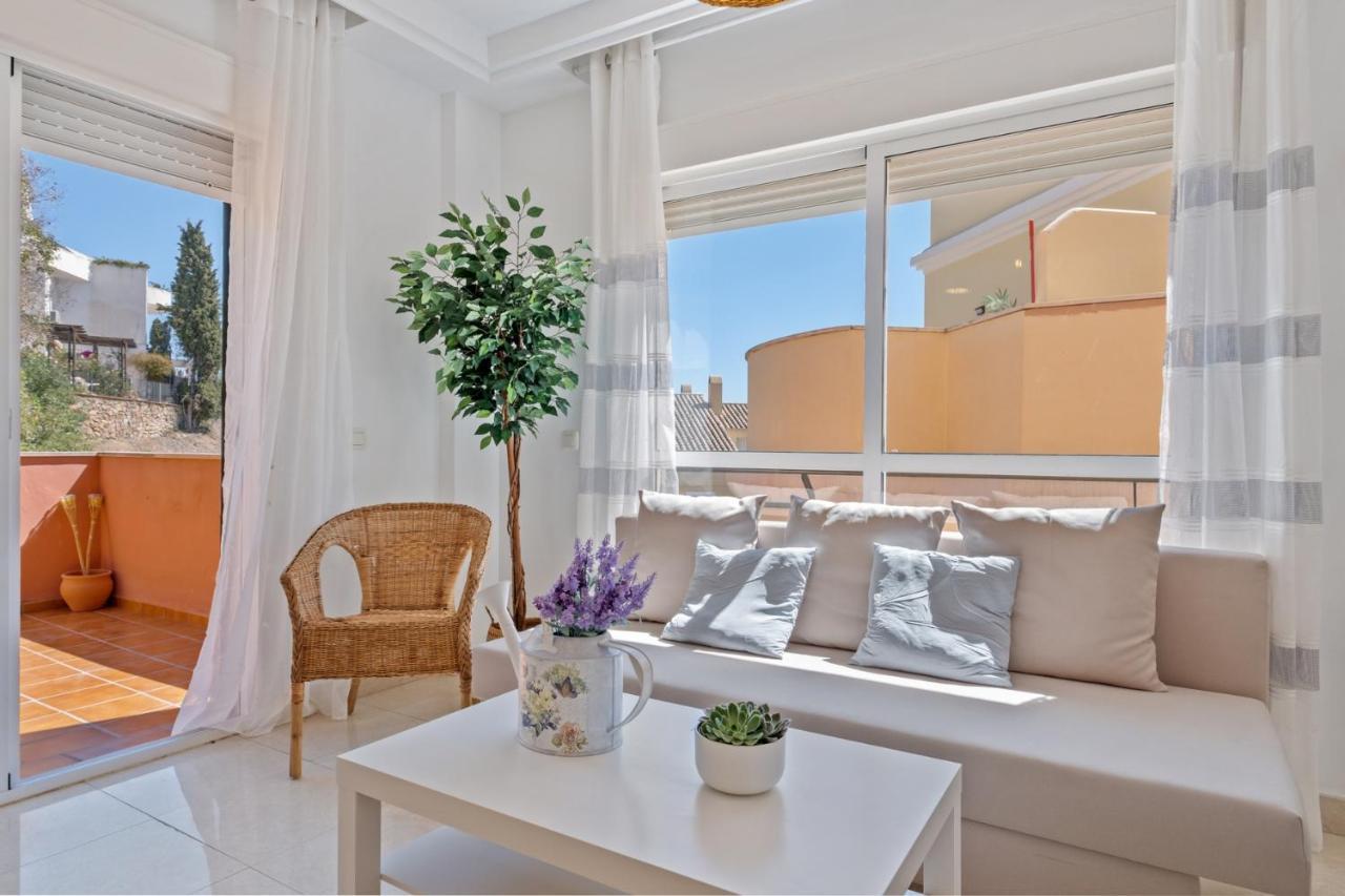 Nina Surena Home Anoreta Golf Torre de Benagalbon Kültér fotó