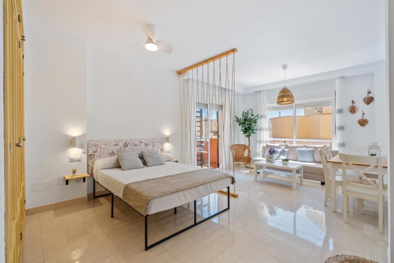 Nina Surena Home Anoreta Golf Torre de Benagalbon Kültér fotó